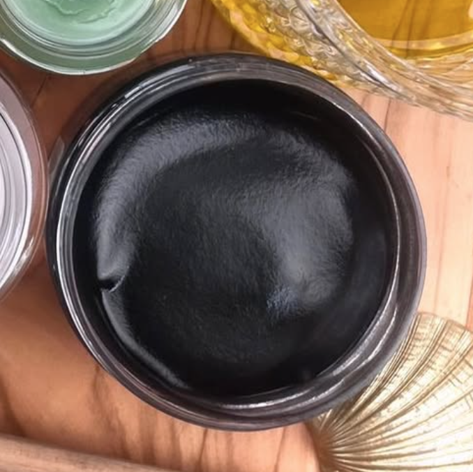 Santorini Volcanic Water & Grape Face and Body Scrub – Gentle Exfoliation & Deep Pore Cleansing