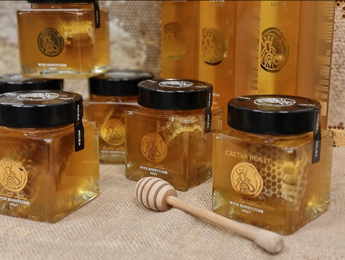 العسل الكريتي مع قرص العسل 15.5 أوقية 